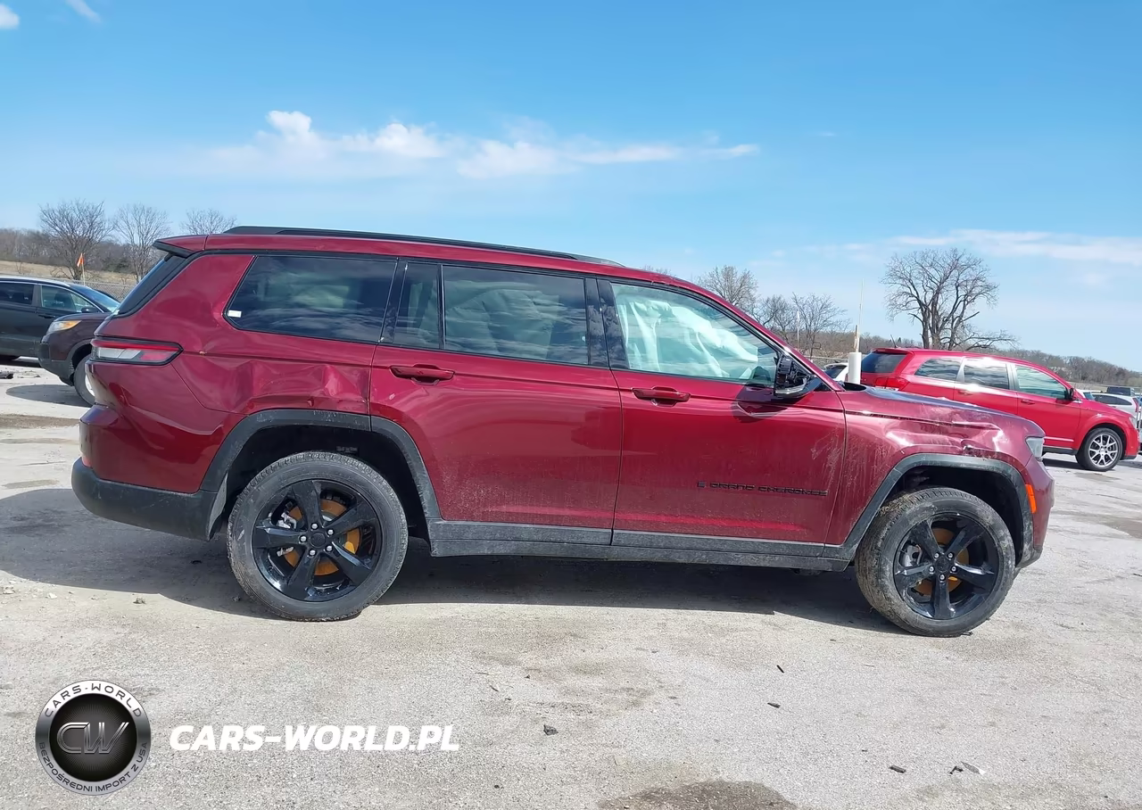 2025 Jeep Grand Cherokee L Limited 4X4 VIN:1C4RJKBG3S8802718 - 13