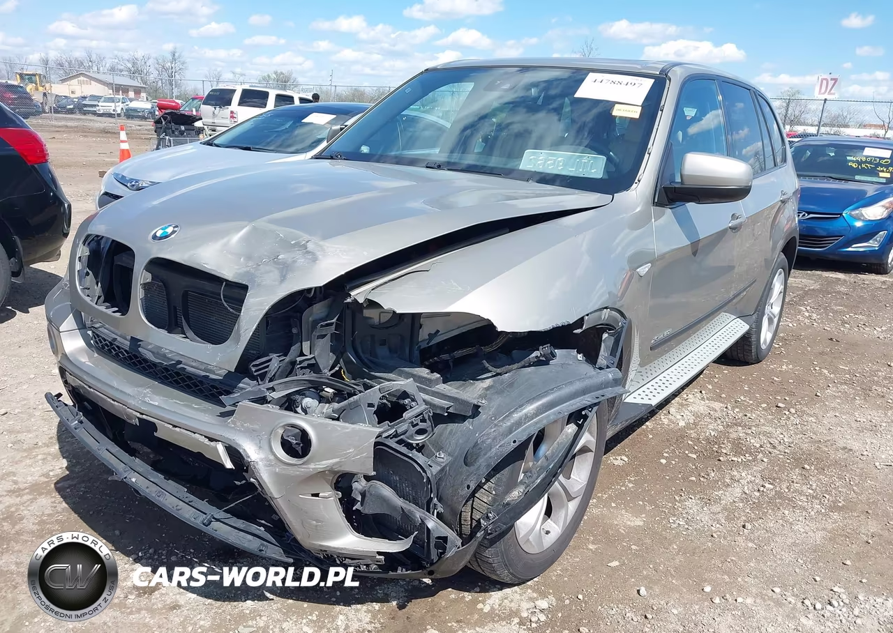 2011 BMW X5 xDrive50I VIN:5UXZV8C53BL420303 - 6