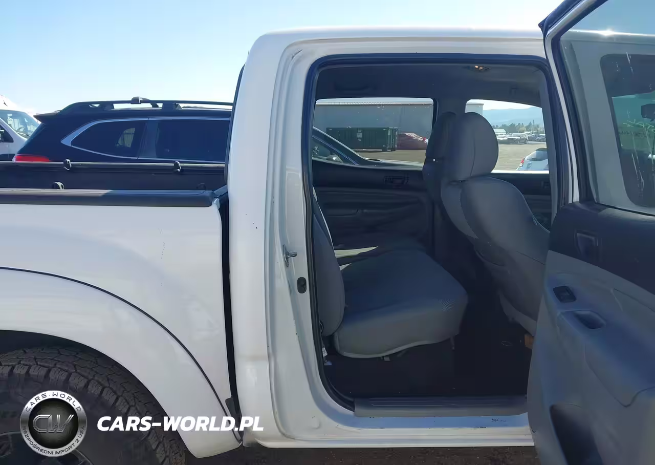 2015 Toyota Tacoma Trd Pro VIN:5TFLU4EN1FX123528 - 8