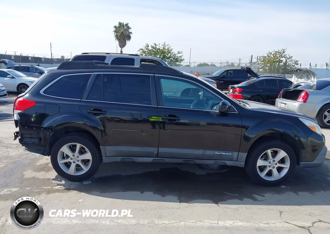 2014 Subaru Outback 2.5I Premium VIN:4S4BRBCC6E1236102 - 13