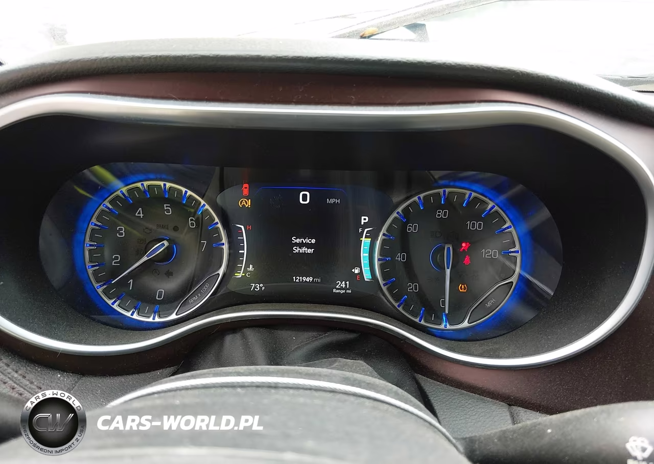 2018 Chrysler Pacifica Limited VIN:2C4RC1GG3JR100155 - 7