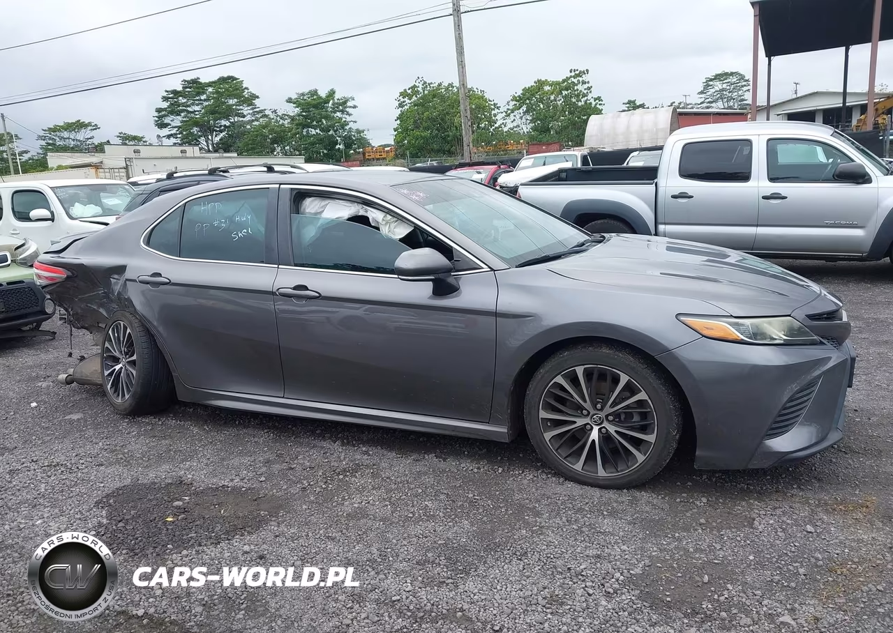 2018 Toyota Camry Se VIN:4T1B11HK0JU605952 - 14