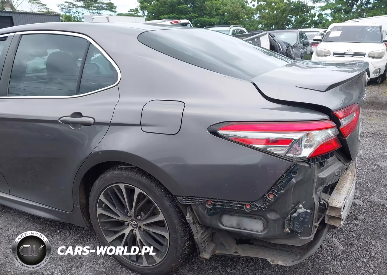 2018 Toyota Camry Se VIN:4T1B11HK0JU605952 - 20