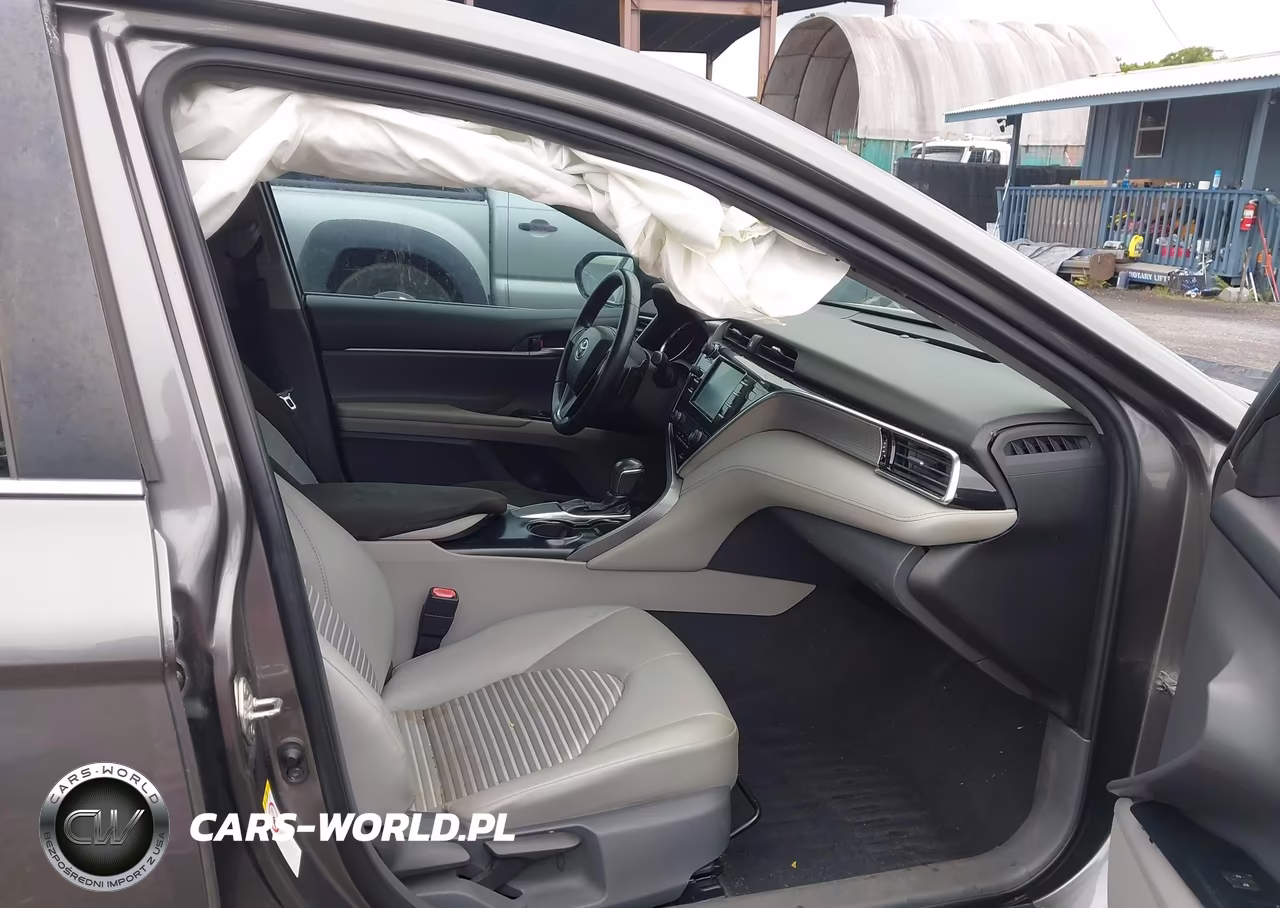 2018 Toyota Camry Se VIN:4T1B11HK0JU605952 - 5