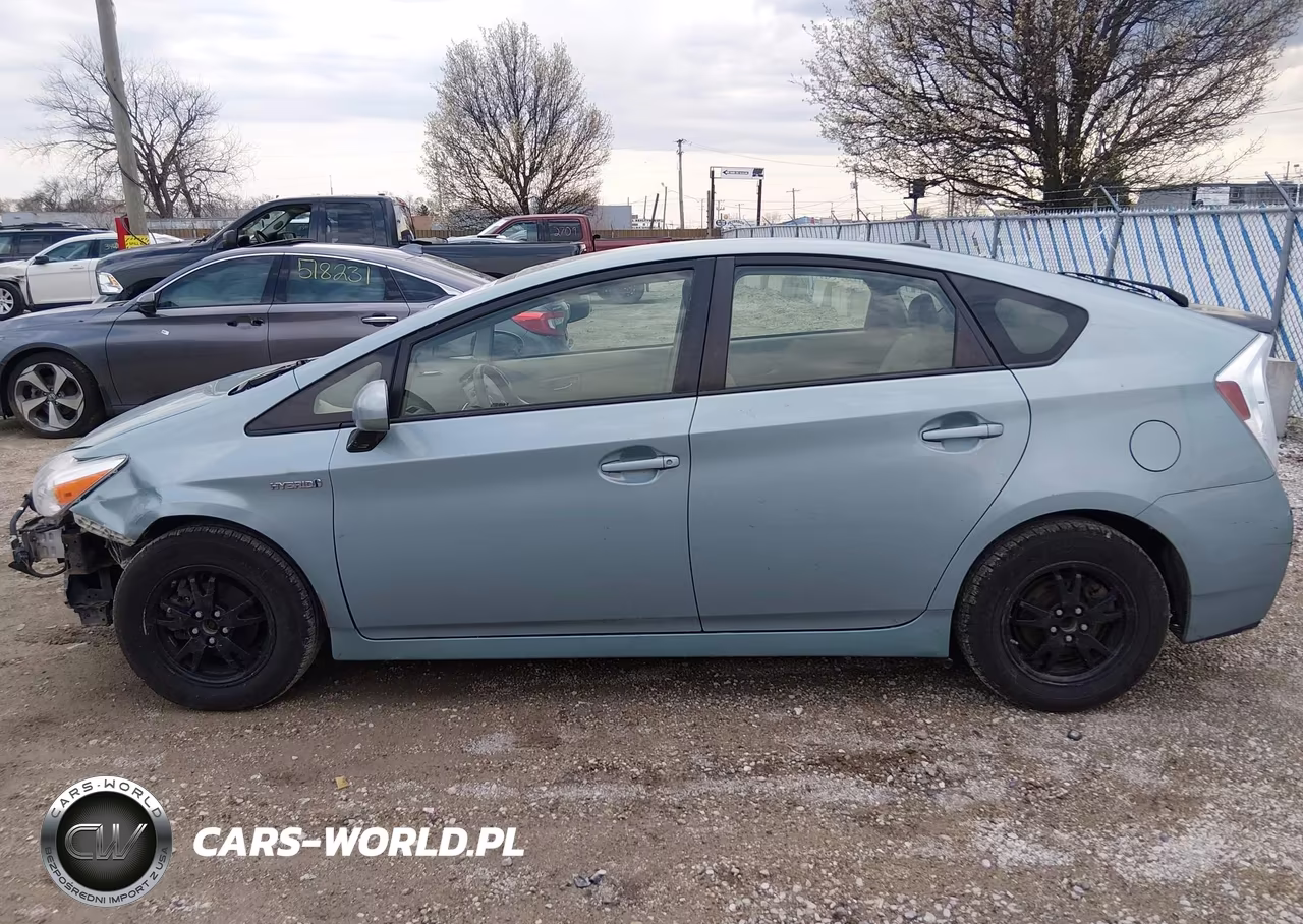 2015 Toyota Prius Three VIN:JTDKN3DU6F1952965 - 15