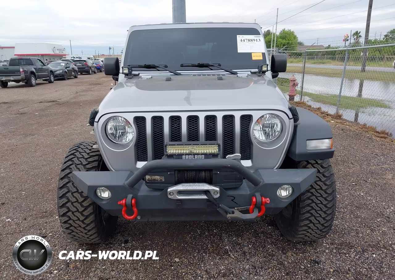 2019 Jeep Wrangler Unlimited Sport 4X4 VIN:1C4HJXDG1KW561050 - 13