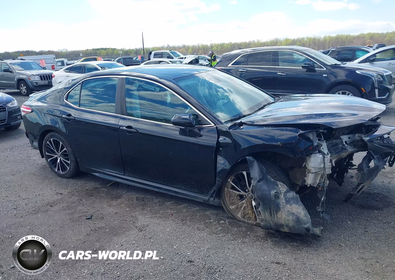 2020 Toyota Camry Se – zdjęcie 1 z 16