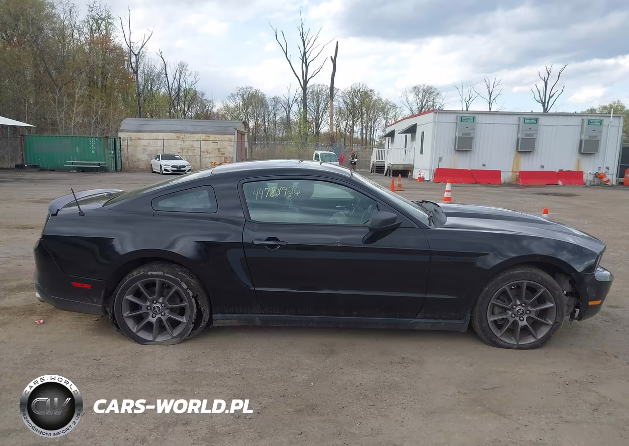 2012 Ford Mustang V6 Premium VIN:1ZVBP8AM1C5268368 - 13