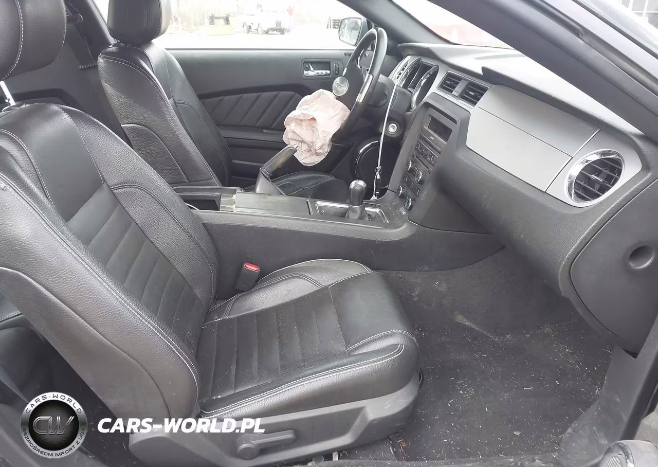 2012 Ford Mustang V6 Premium VIN:1ZVBP8AM1C5268368 - 5