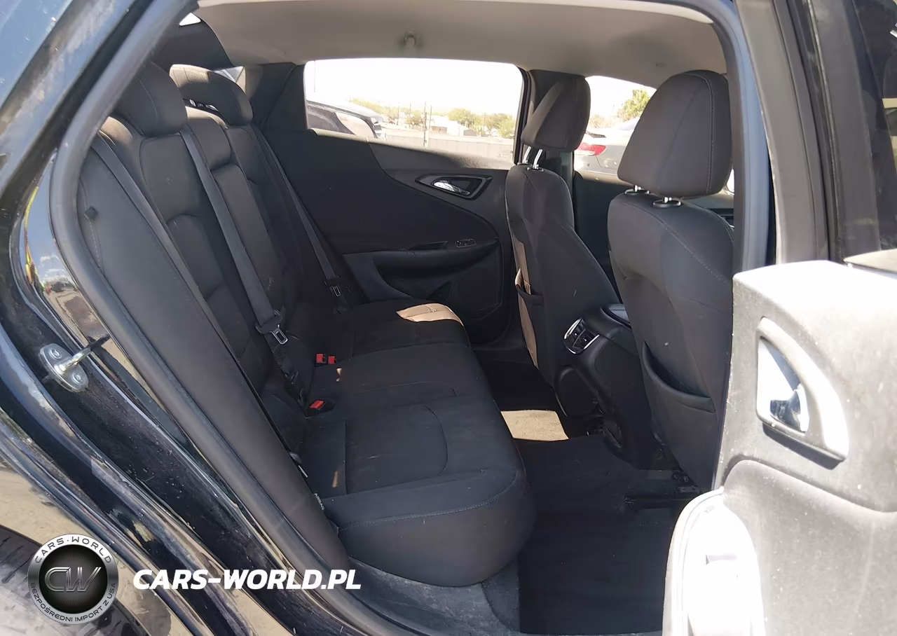 2019 Chevrolet Malibu Lt VIN:1G1ZD5ST7KF113131 - 8