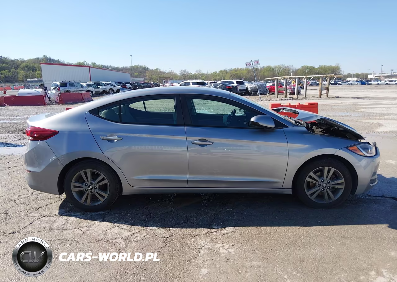 2017 Hyundai Elantra Se VIN:5NPD84LF5HH032295 - 12