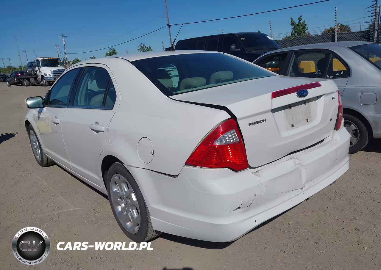 2010 Ford Fusion Se VIN:3FAHP0HA3AR243384 - 3