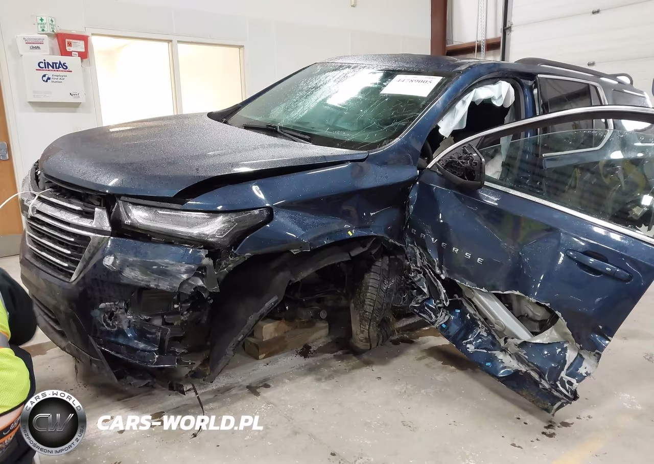2022 Chevrolet Traverse Awd Lt Cloth VIN:1GNEVGKW9NJ154913 - 2