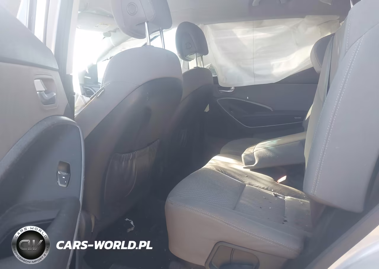 2018 Hyundai Santa Fe Se VIN:KM8SM4HF1JU282183 - 8