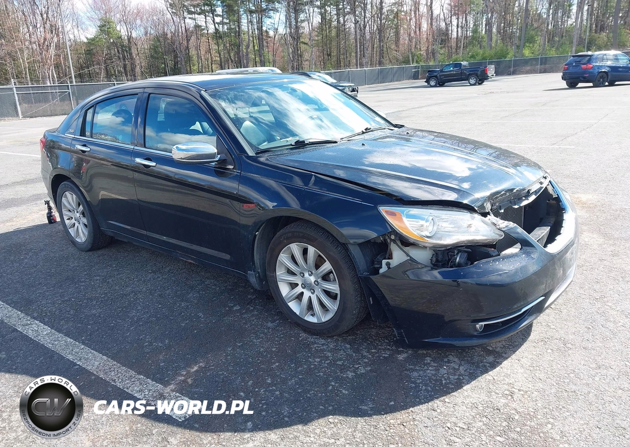 2013 Chrysler 200 Limited