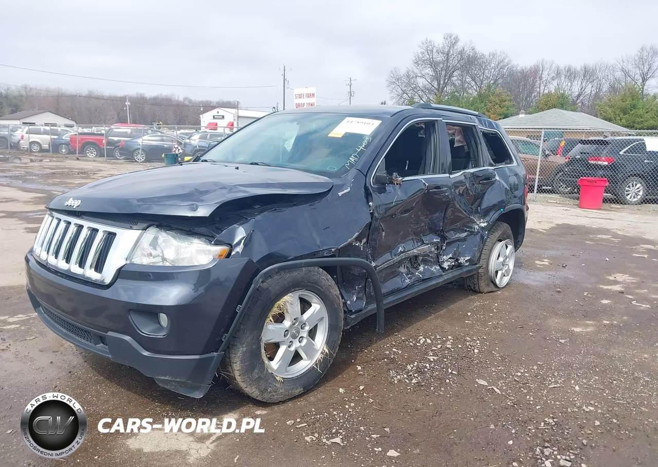 2013 Jeep Grand Cherokee Laredo VIN:1C4RJFAGXDC568537 - 2