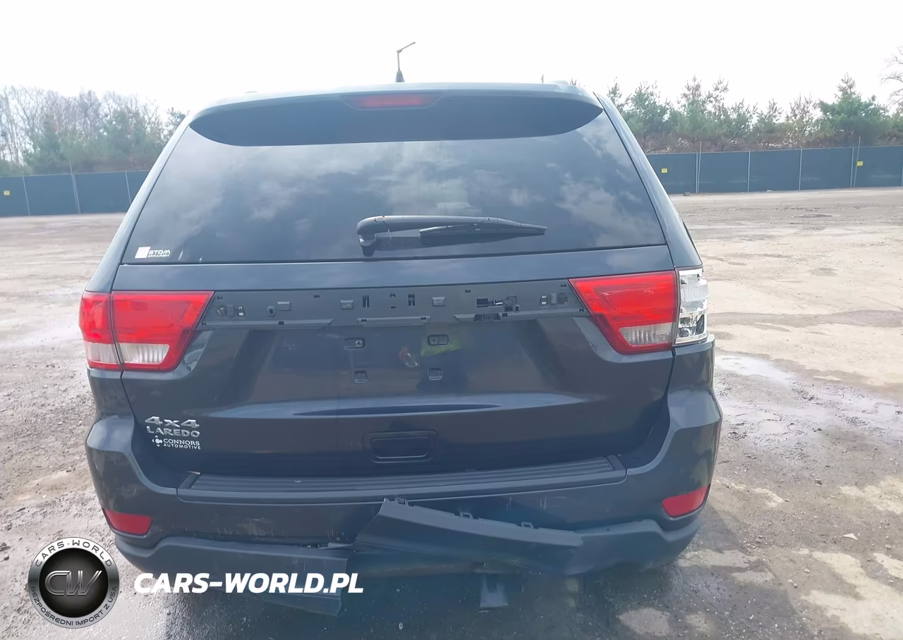 2013 Jeep Grand Cherokee Laredo VIN:1C4RJFAGXDC568537 - 21