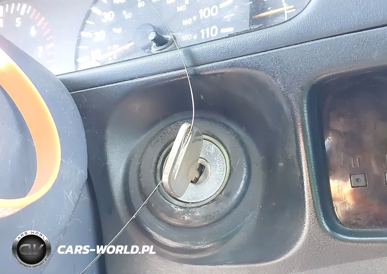 1998 Toyota Tacoma VIN:4TAWM72N1WZ150196 - 11
