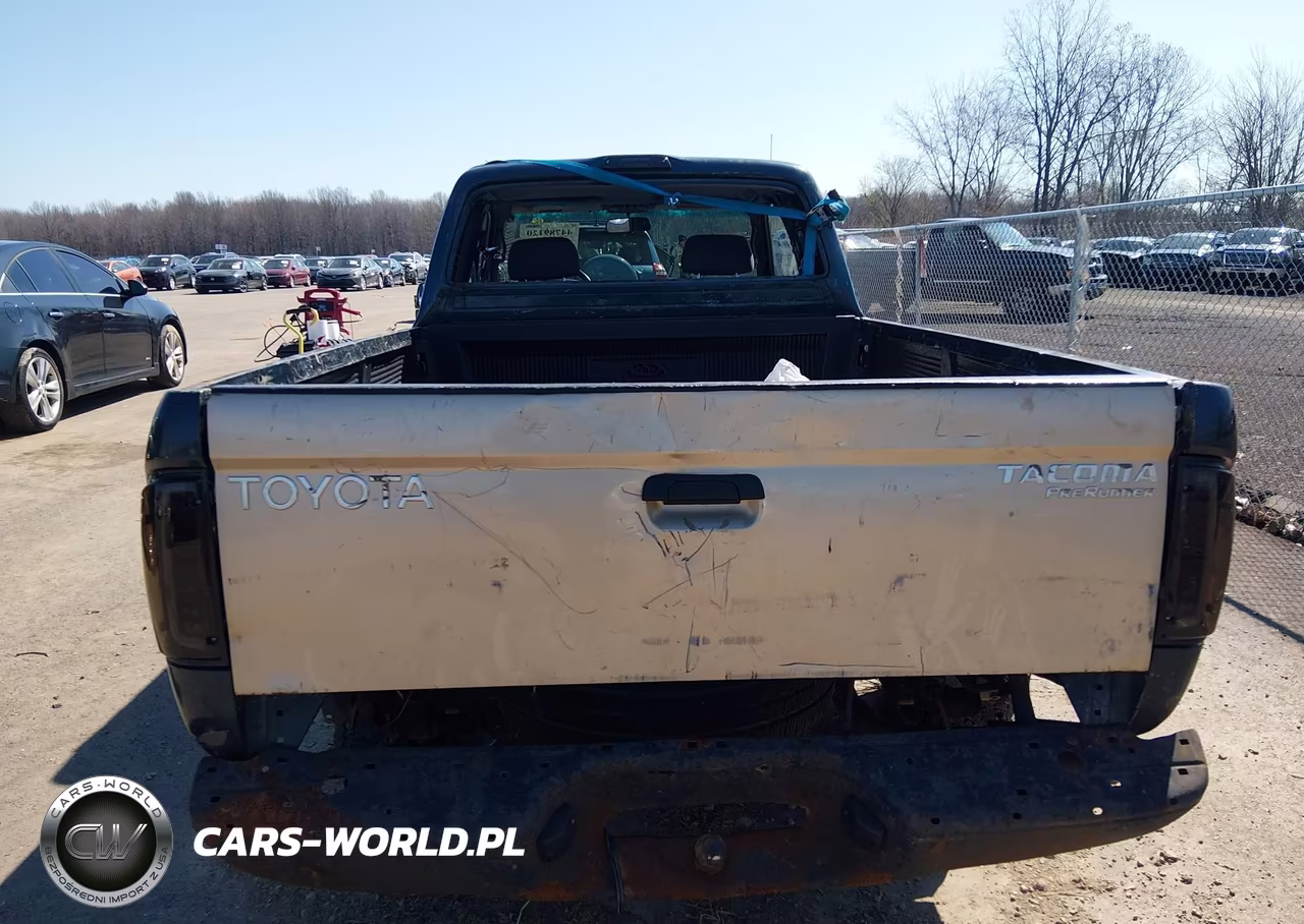 1998 Toyota Tacoma VIN:4TAWM72N1WZ150196 - 17