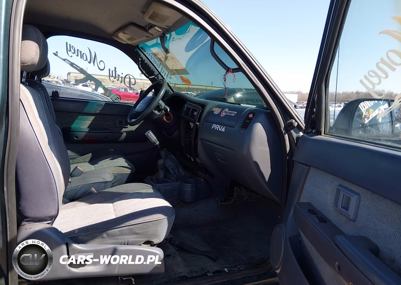 1998 Toyota Tacoma VIN:4TAWM72N1WZ150196 - 5