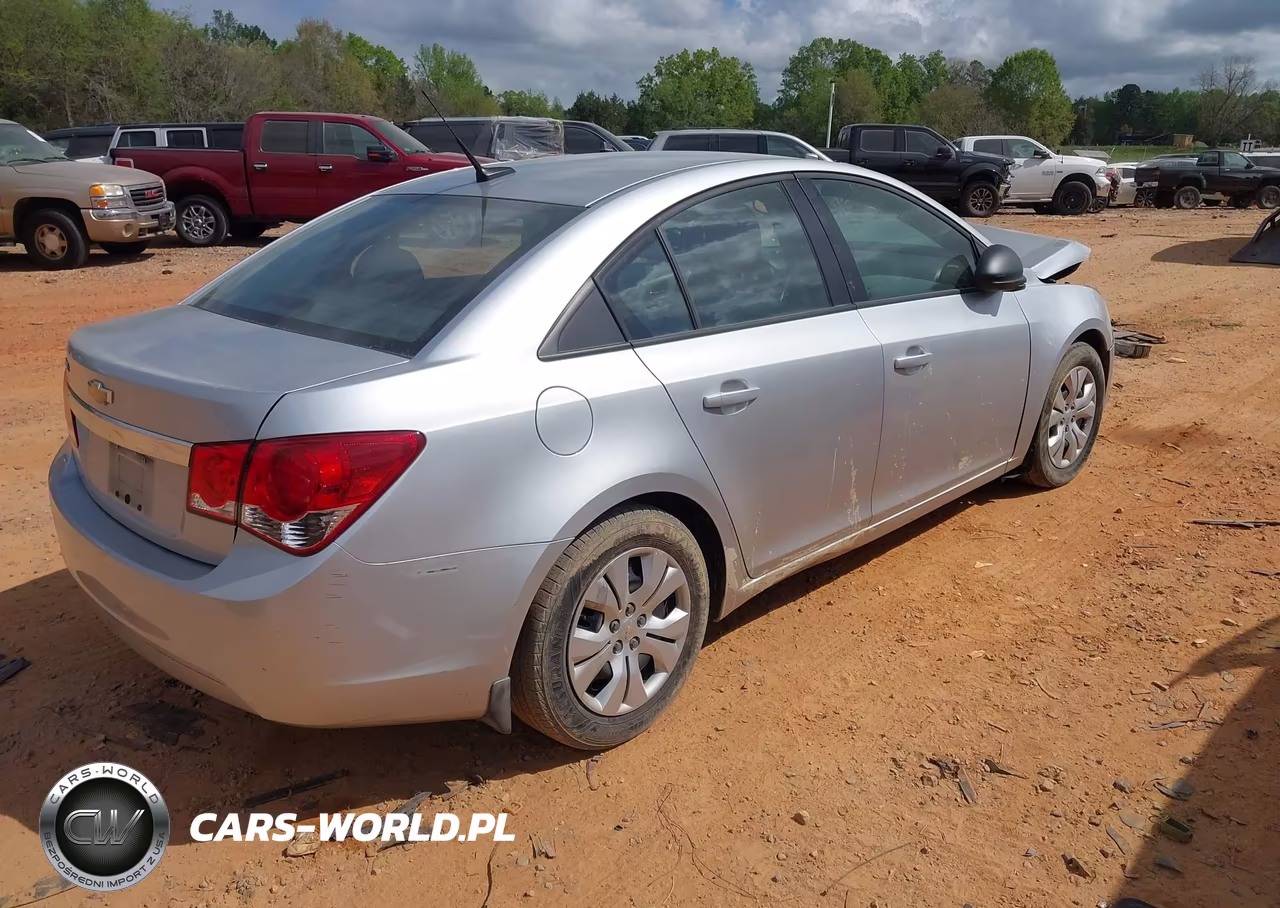 2013 Chevrolet Cruze Ls Auto VIN:1G1PA5SH6D7230322 - 4