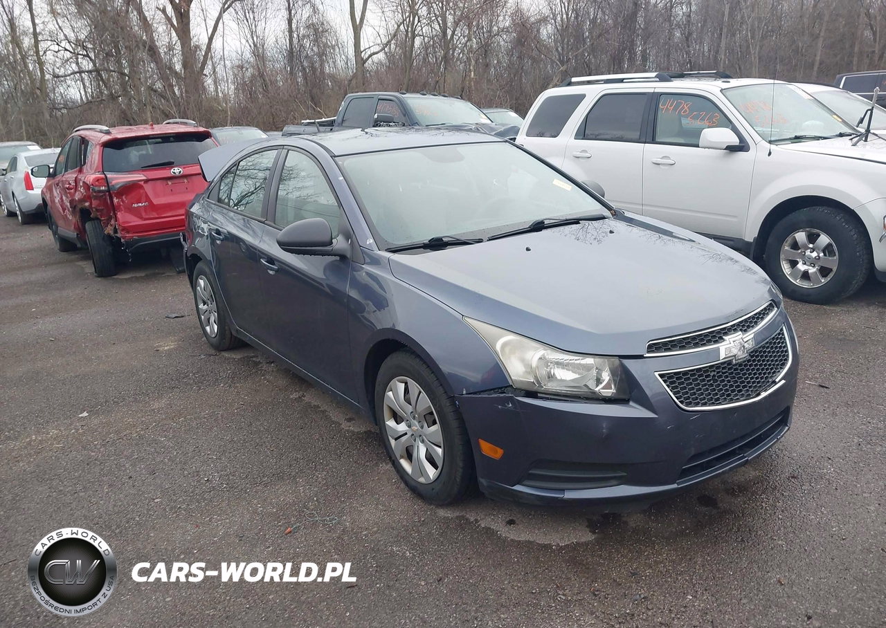 2013 Chevrolet Cruze Ls Auto