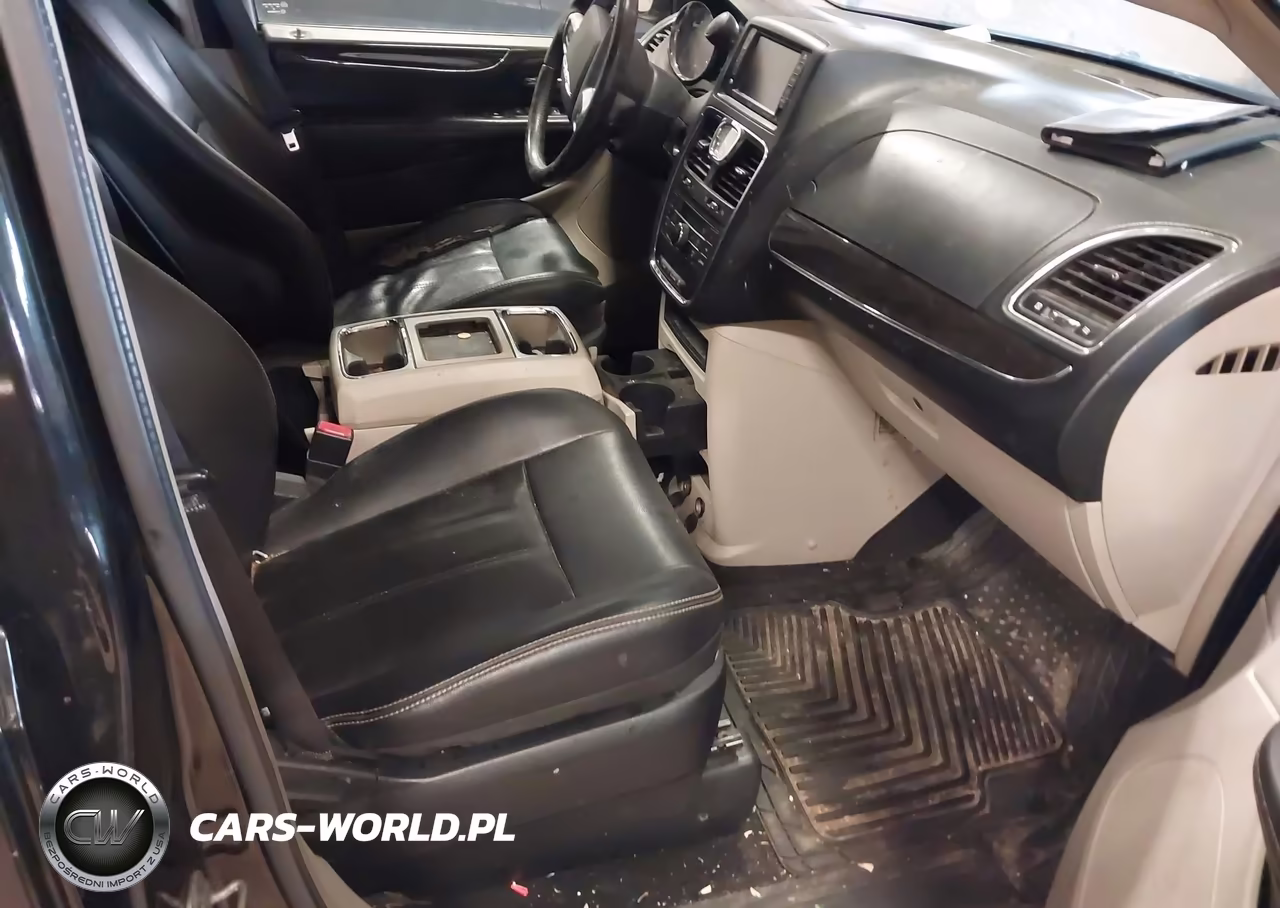 2012 Chrysler Town & Country Touring VIN:2C4RC1BG4CR326294 - 5