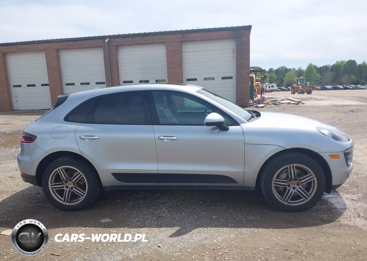 2015 Porsche Macan S VIN:WP1AB2A54FLB58609 - 13