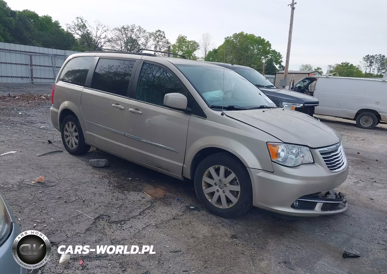 2014 Chrysler Town & Country Touring – zdjęcie 1 z 11