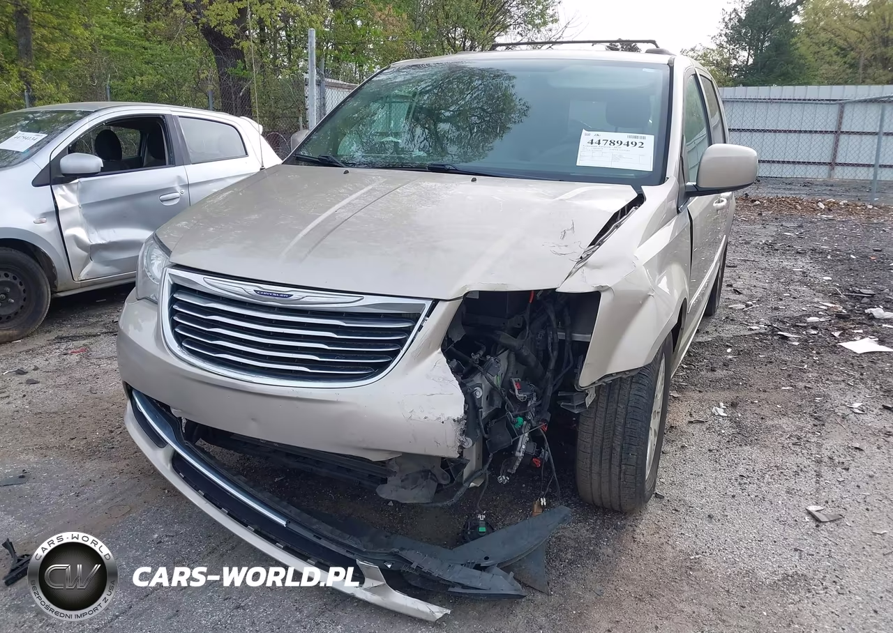 2014 Chrysler Town & Country Touring VIN:2C4RC1BGXER227921 - 6
