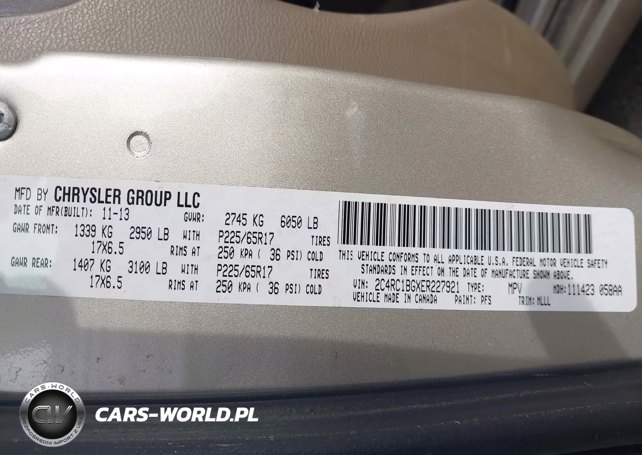 2014 Chrysler Town & Country Touring VIN:2C4RC1BGXER227921 - 9