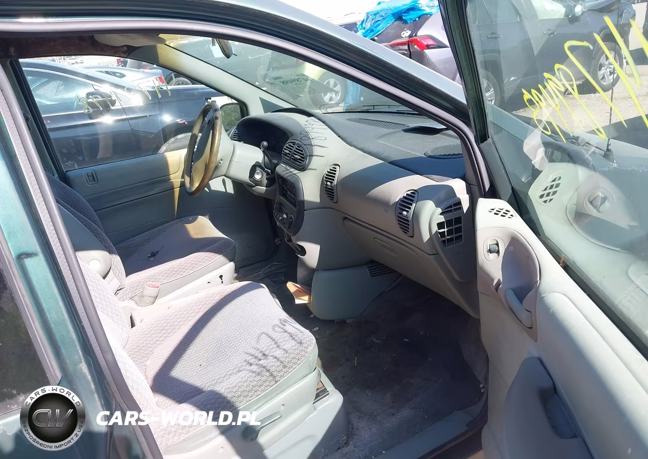1999 Dodge Grand Caravan VIN:2B4GP2435XR110419 - 5