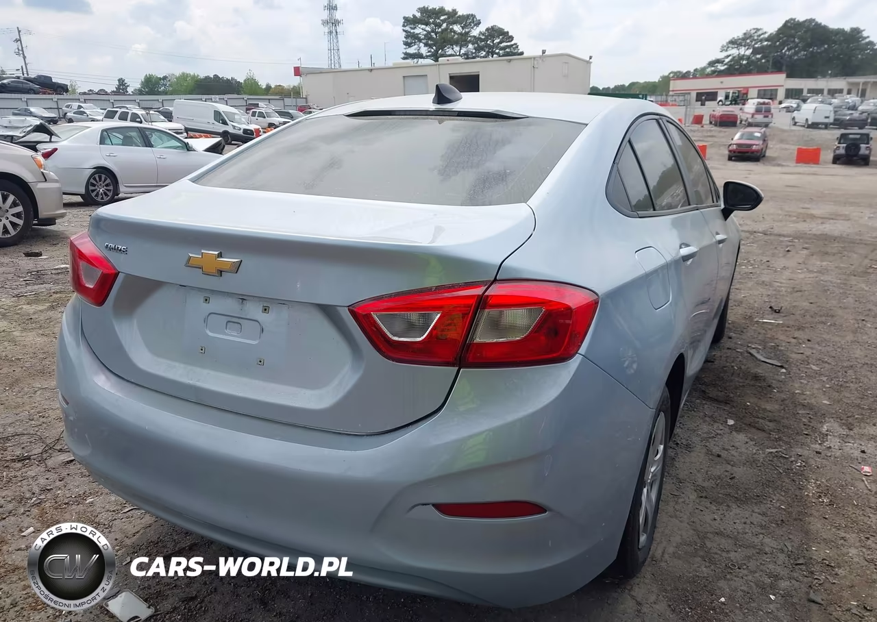 2018 Chevrolet Cruze Ls Auto VIN:1G1BC5SM6J7144487 - 4
