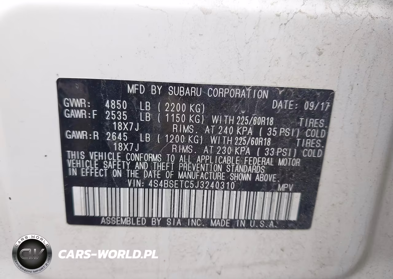 2018 Subaru Outback 3.6R Touring VIN:4S4BSETC5J3240310 - 9