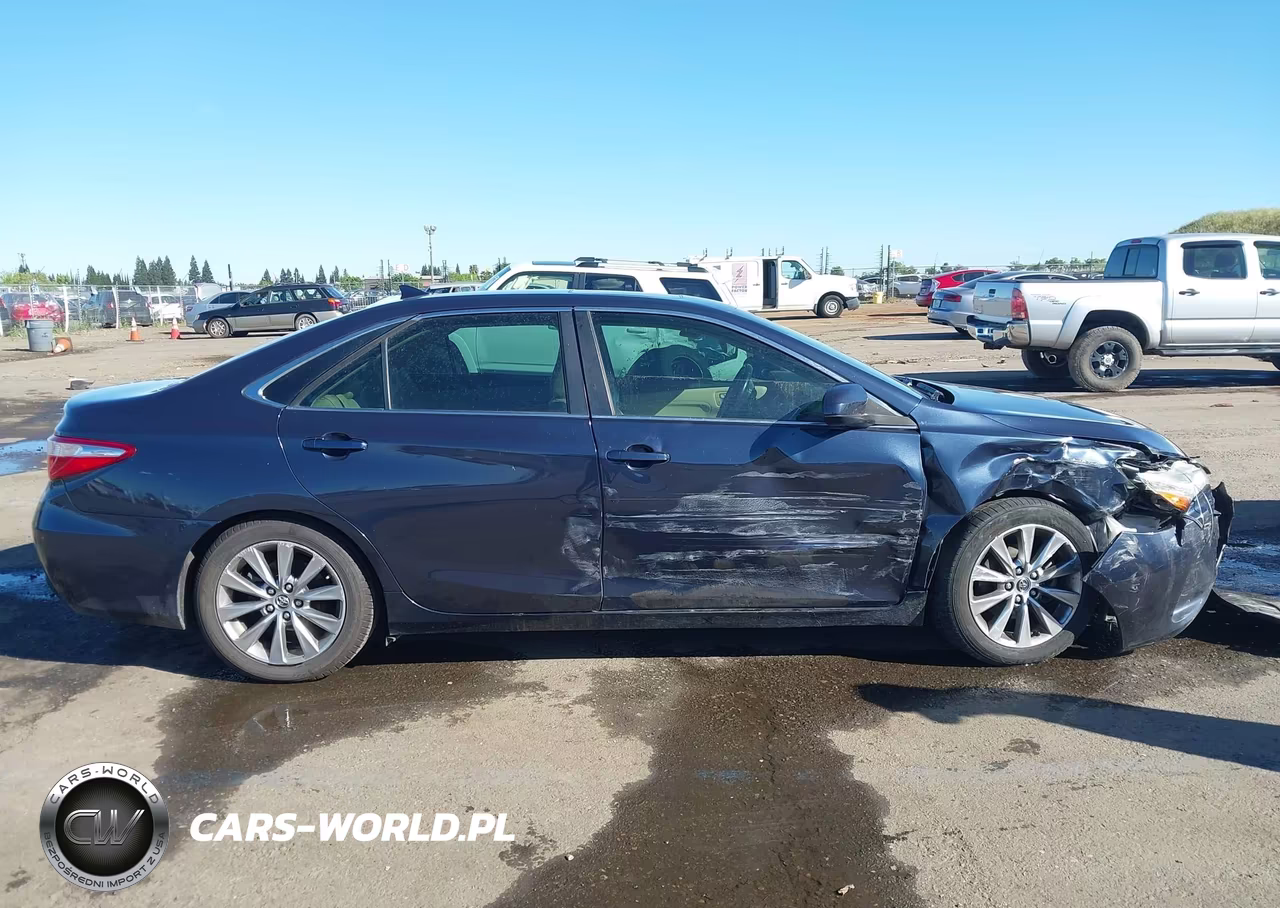 2016 Toyota Camry Hybrid Xle VIN:4T1BD1FKXGU183045 - 13