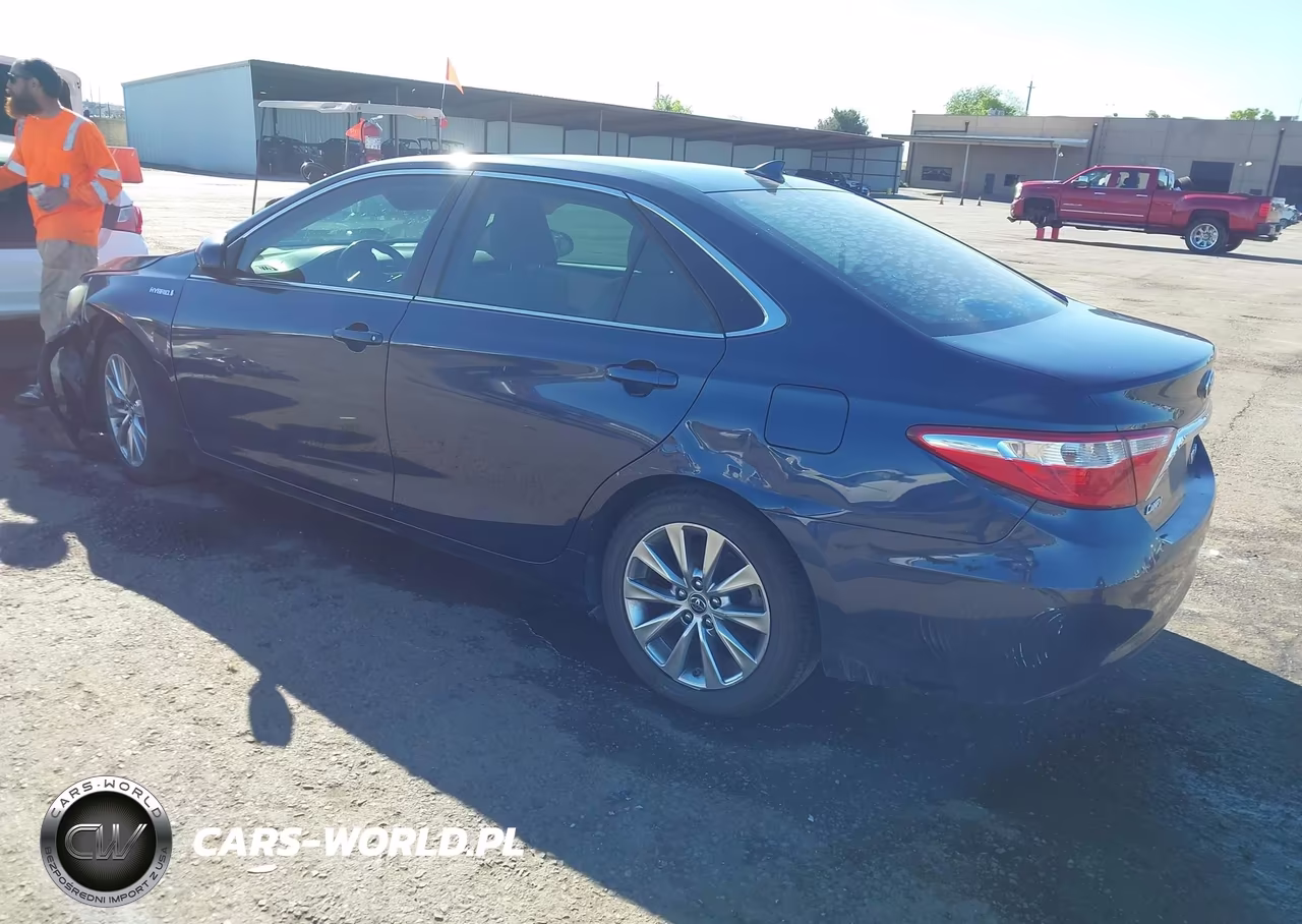 2016 Toyota Camry Hybrid Xle VIN:4T1BD1FKXGU183045 - 3