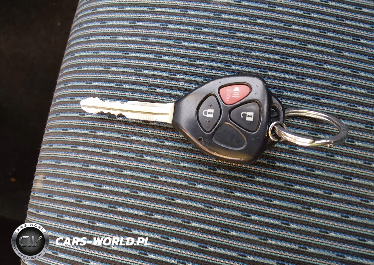 2013 Toyota Yaris Se VIN:JTDKTUD31DD565724 - 11