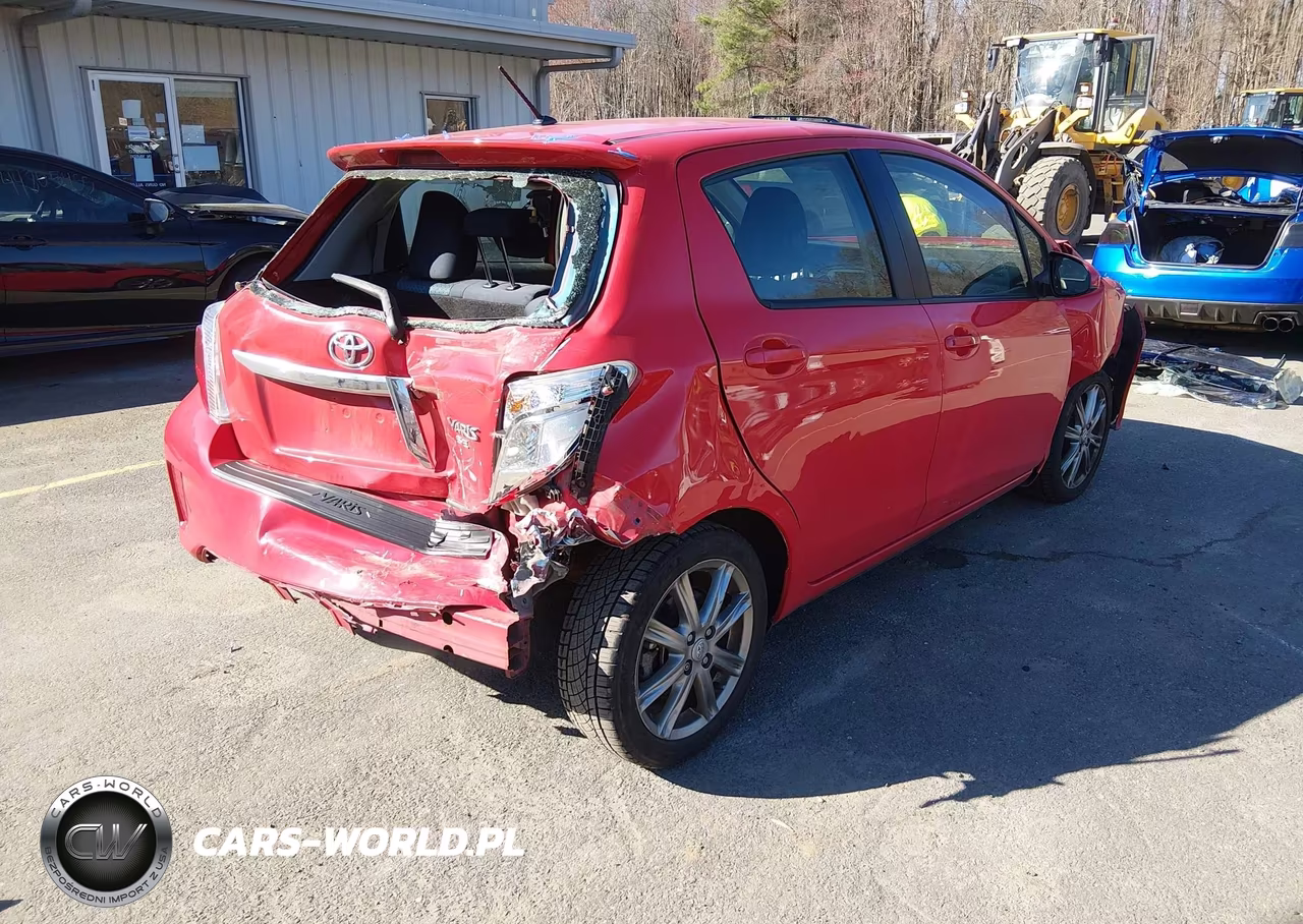 2013 Toyota Yaris Se VIN:JTDKTUD31DD565724 - 4