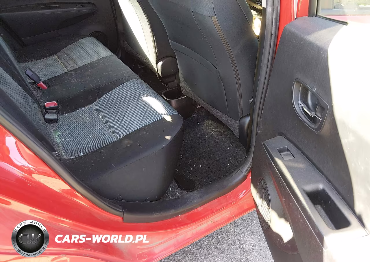 2013 Toyota Yaris Se VIN:JTDKTUD31DD565724 - 8