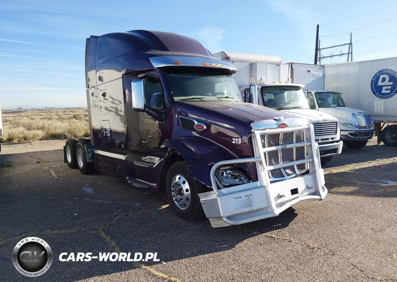 2022 Peterbilt 579