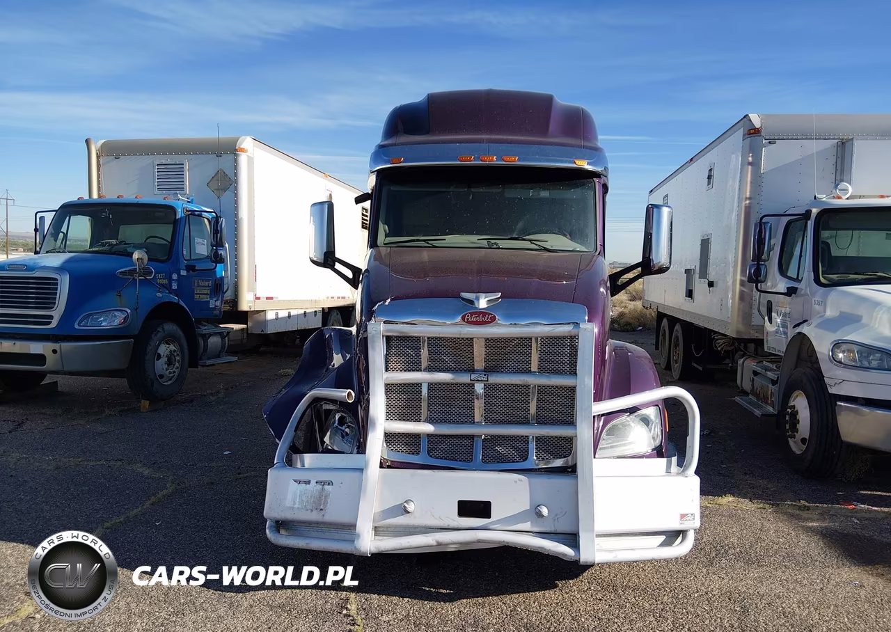 2022 Peterbilt 579 VIN:1XPBD49X6ND778757 - 11