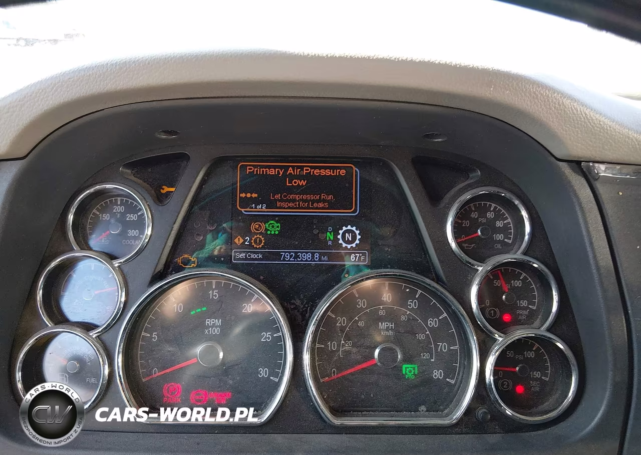 2022 Peterbilt 579 VIN:1XPBD49X6ND778757 - 5