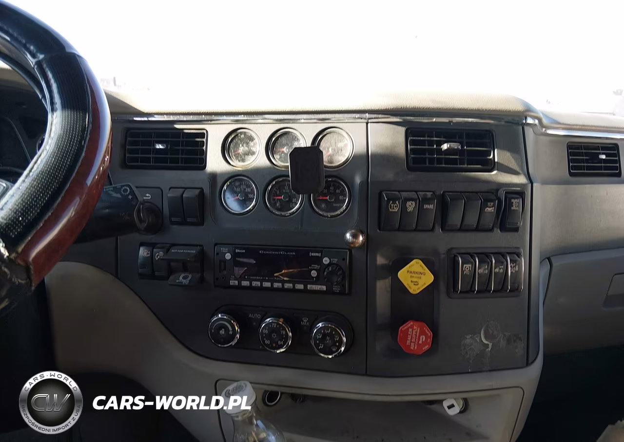 2022 Peterbilt 579 VIN:1XPBD49X6ND778757 - 6