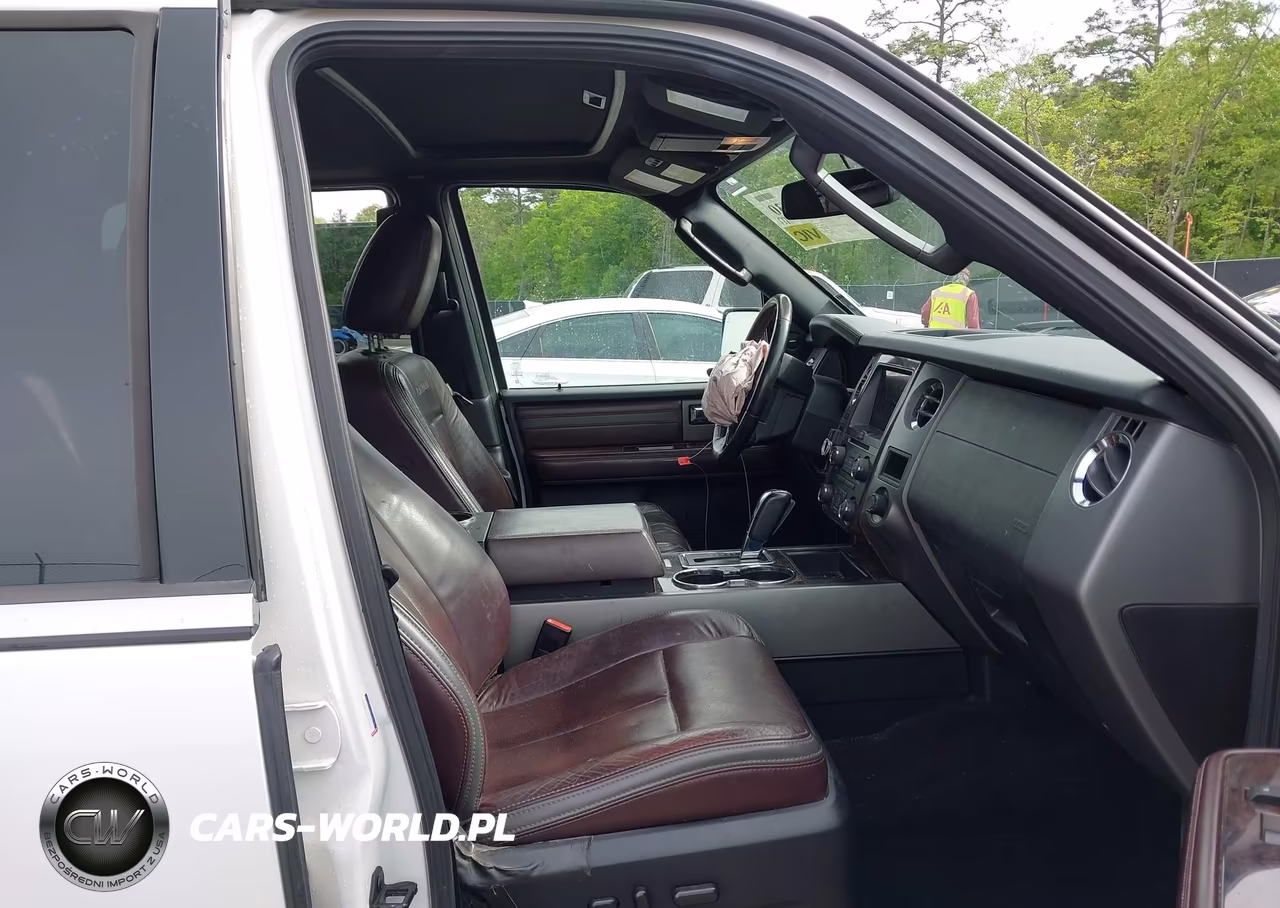 2017 Ford Expedition El Platinum VIN:1FMJK1LT9HEA34099 - 5