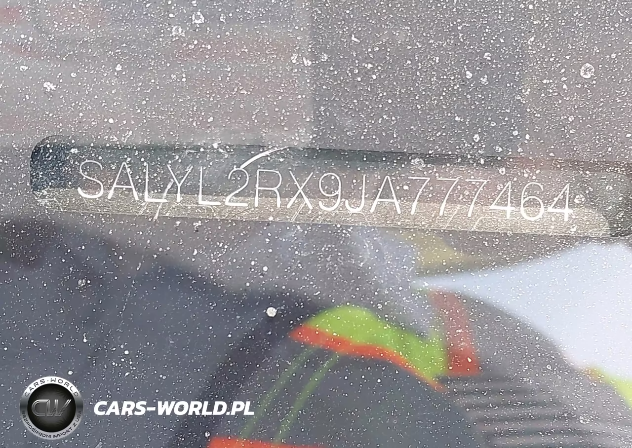 2018 Land Rover Range Rover Velar P250 Se R-Dynamic VIN:SALYL2RX9JA777464 - 9