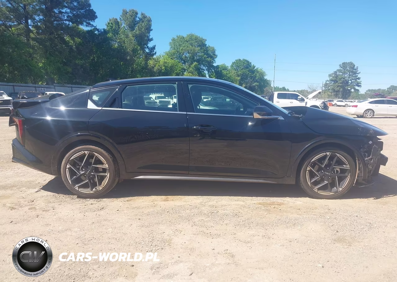 2025 Kia K4 Gt-Line VIN:3KPFW4DE0SE051157 - 12