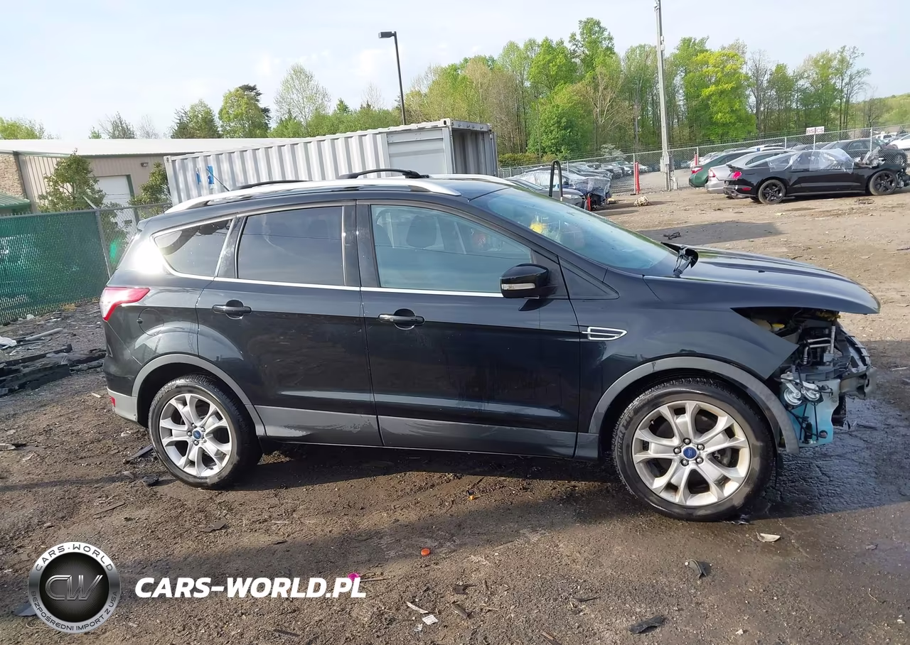 2015 Ford Escape Titanium VIN:1FMCU9J98FUB23366 - 14