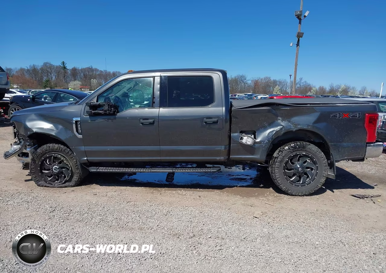 2018 Ford F-250 Xlt VIN:1FT7W2B67JEB44854 - 14