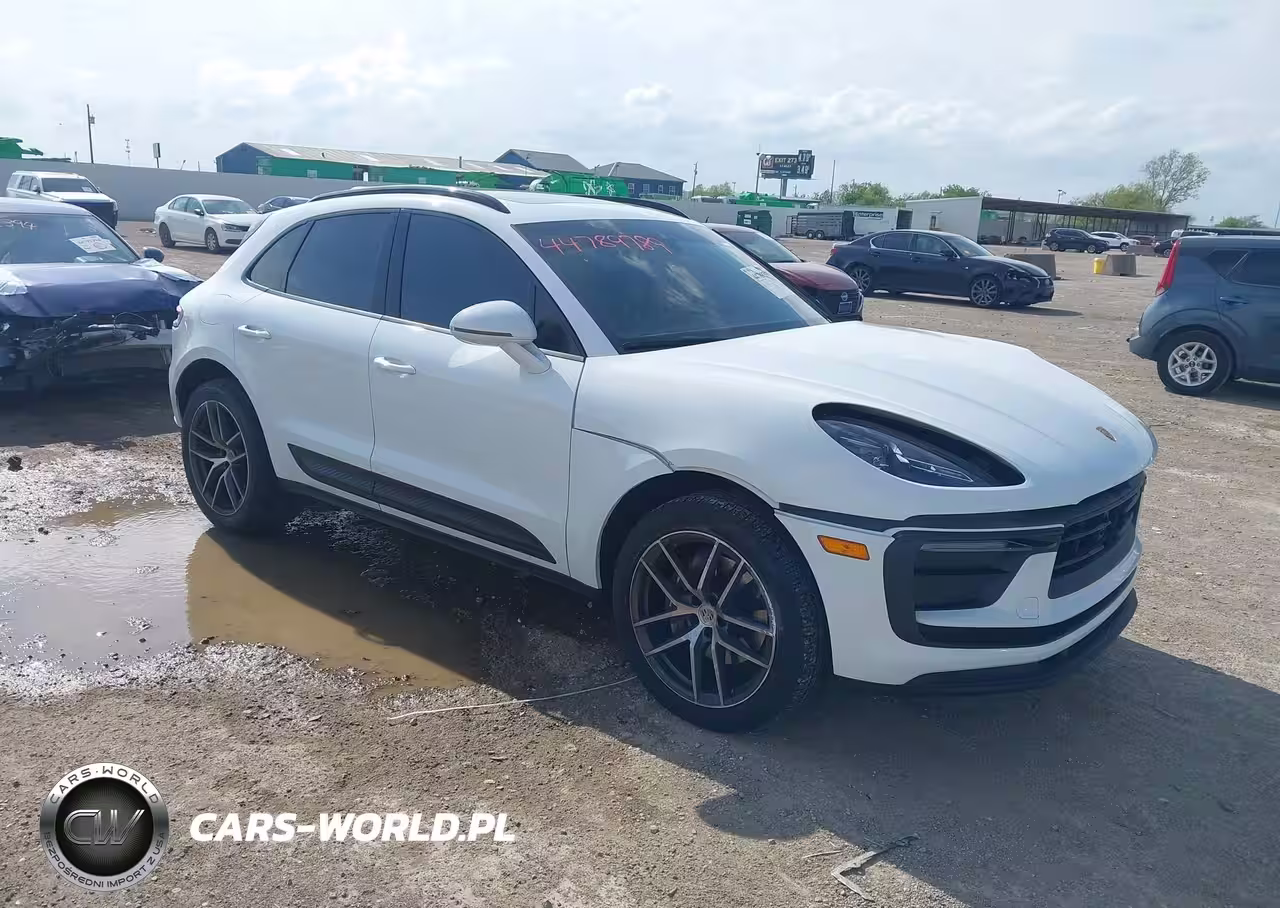 2023 Porsche Macan T