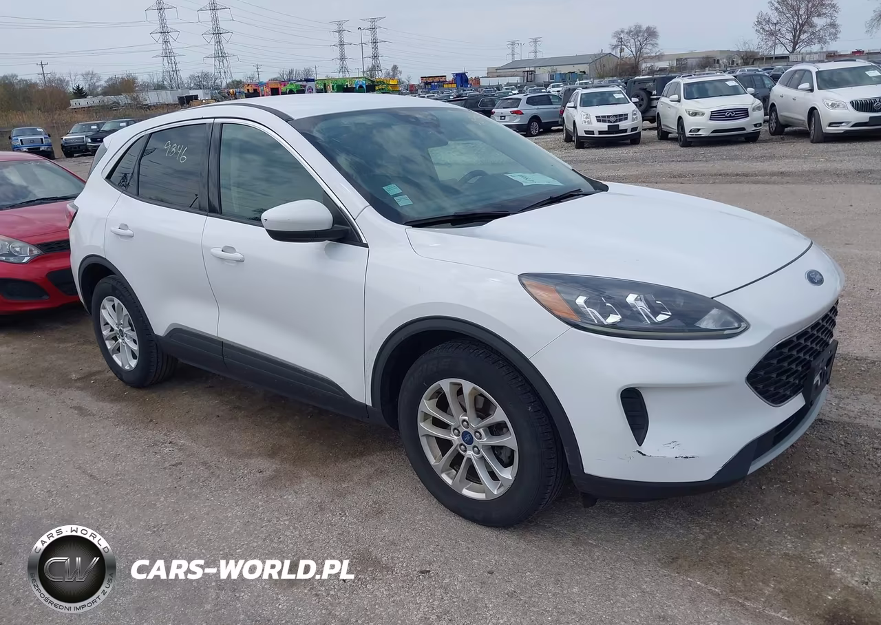 2020 Ford Escape Se